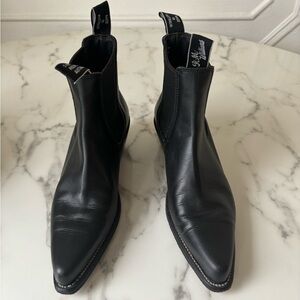 Black Leather Women’s Chelsea Boots